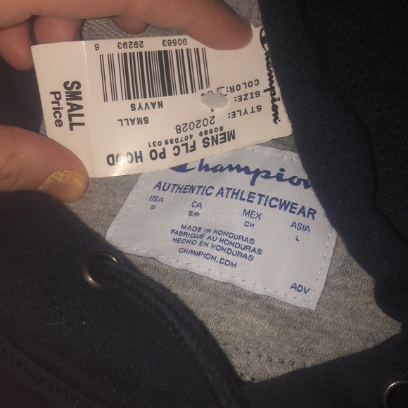 Champion sweater - Picture 4 of 8